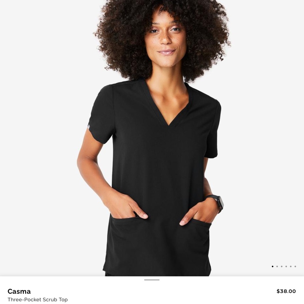 *Worn twice* FIGS Casma 3 pocket scrub top
